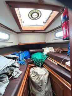 Barbican 33 GRP Sloop with centreboard