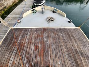 French & Peel Wide Beam Barge - Liveaboard/Distance Cruiser/Workboat  - Foredeck