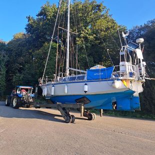 36  foot aluminiumm offshore cruiser