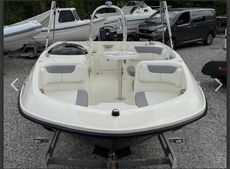Bayliner XL Element 2016 Motorboat