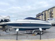 2000 Chris-Craft 215 Cuddy
