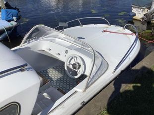 Day Boat all weather Broom Scorpio