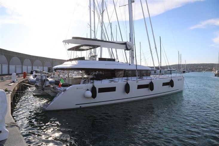 2020 Lagoon 620