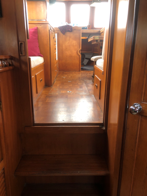 Looking forward from aft cabin