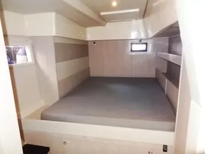 2015 Leopard 51 Powercat cabin with bed and windows