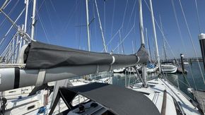2010 Beneteau Oceanis 34 19