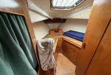 1979 Island Plastics Frigate 27