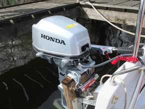 Honda 5 outboard serviced