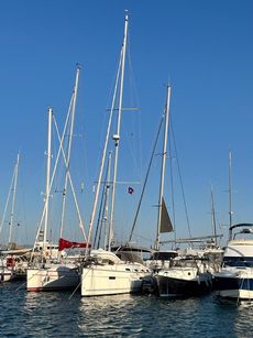 2012 Bavaria Cruiser 40 (55HP)&ndash;Never Chartered-LFP-SOLAR-SURMARINE 290