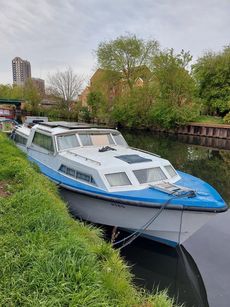 Aquafibre 42 Widebeam Houseboat