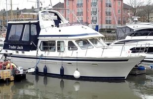 1999 Trader 445