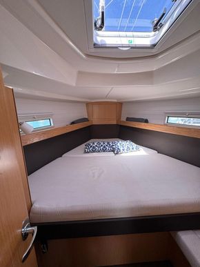 2017 Bavaria 37 Cruiser 22