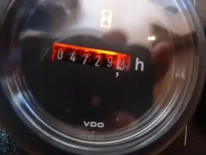 Hour meter reading 4729.4 hours on a 2020 Lagoon 42 model.
