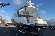 2002 Sealine F37