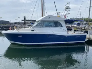 2004 Beneteau Antares 9