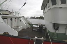 Liveaboard Explorer Yacht