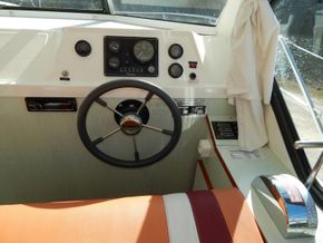Nicols Sedan 1010 new engine 2017 - Helm