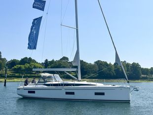 2020 Bavaria C42