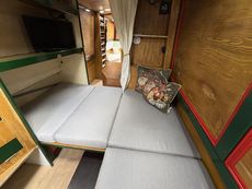 35ft Trad style tug narrowboat