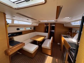 2013 Jeanneau Sun Odyssey 469 22