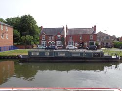 60ft Semi cruiser stern narrowboat ( with reverse layout ) built 1997