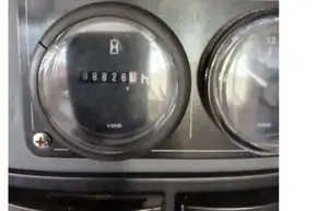 Instrument panel of 2018 Leopard 45 with hour meter reading 8826 hours.