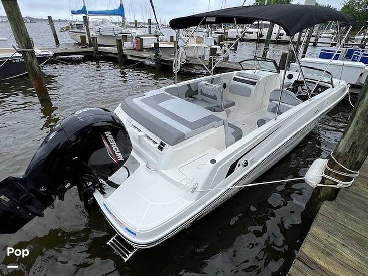 2023 Bayliner vr6