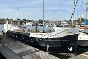 Dutch Barge 58' Houseboat