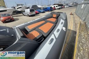Highfield Sport 520 - bow seating