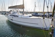 2022 Dufour 360