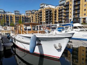 Motor Cruiser 40ft with London Mooring - Main Photo
