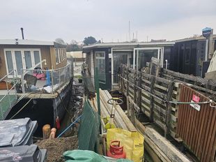 Residential Houseboat   Barge Conversion