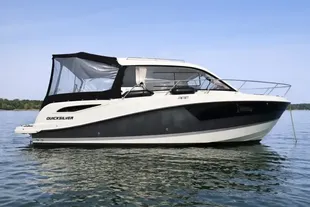 2017 Quicksilver Activ 755 Weekend