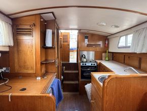 Hardy 945 Motor Cruiser  - Looking Aft
