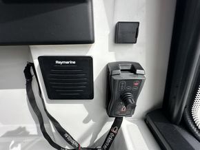 2022 Jeanneau NC 37 33