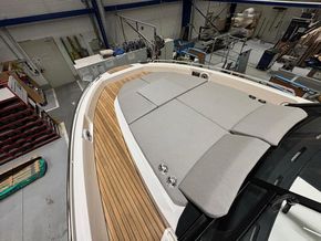 2025 Bavaria Vida HT 14