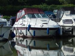 1995 Sea Ray 230 Sundancer
