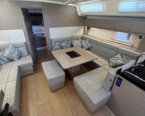 2025 Hanse 458 9