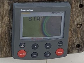 Raymarine Autopilot (display damaged)