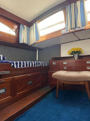 Twin stern berths
