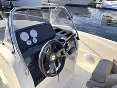 2017 Quicksilver Activ 555 Open