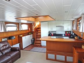 Luxe Motor 19.95 met CBB Rijn