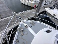 2001 Aquastar 38
