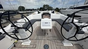  Bavaria C42 6