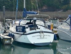 Moody 30 *New Engine, canvas & Nav Upgrades*