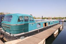 Madness 70' Burscough widebeam. One year free mooring at Roydon Marina