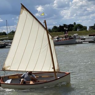 2022 Classic 10ft Sailing Dinghy