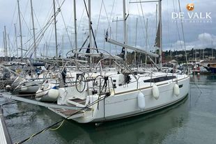 2017 Jeanneau Sun Odyssey 349