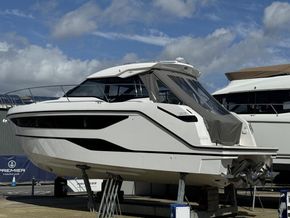 2024 Bavaria SR35 4