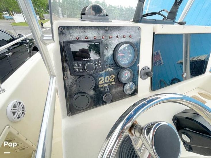 1999 Scout 202 sportfish